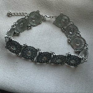 Silver choker